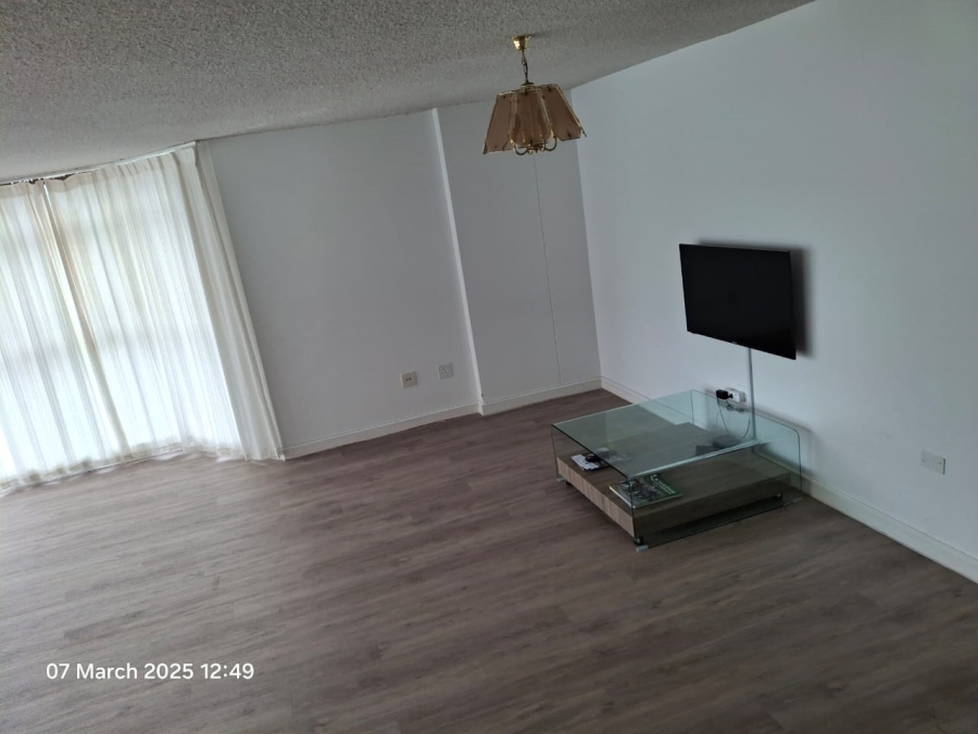 To Let 1 Bedroom Property for Rent in Humewood Eastern Cape
